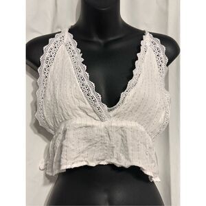 Beautiful Women's White and Silver Vest halter top open blouse size small perfec